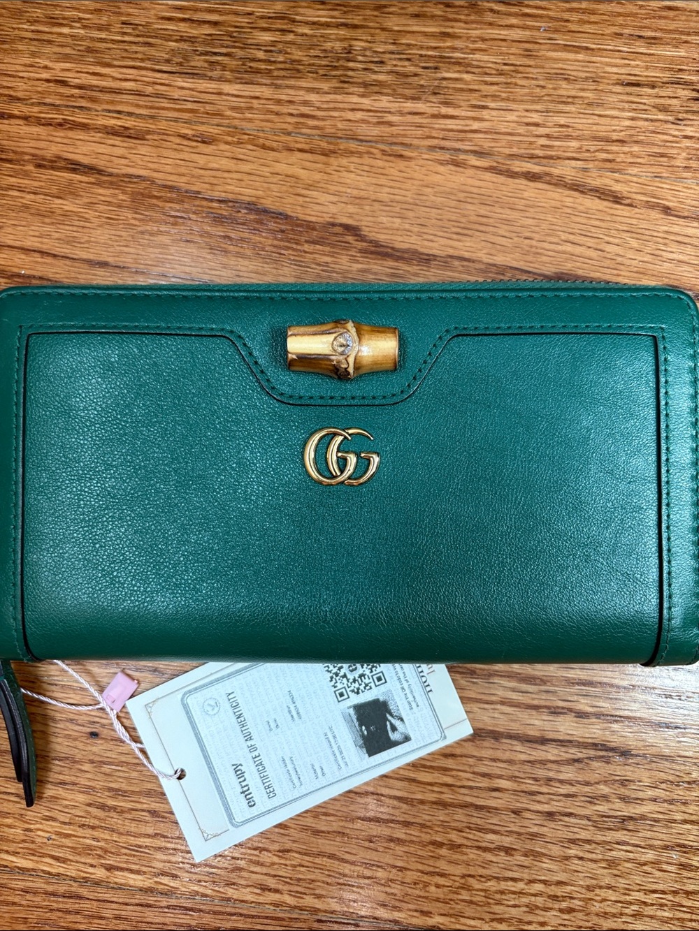 Gucci - Green Leather Bamboo Zip Around Wallet - Picture 6 of 10
